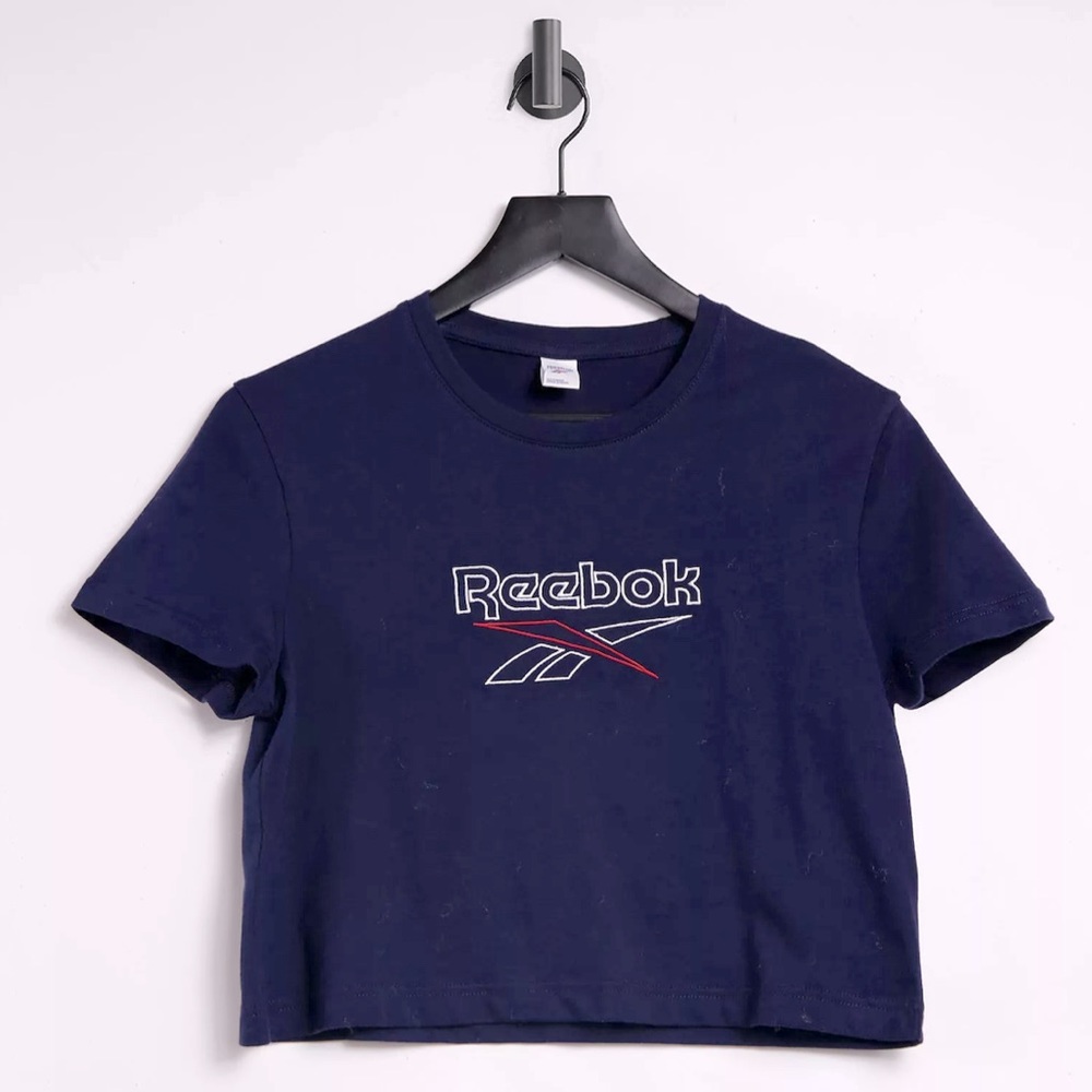 Reebok | Large logo cropped T-shirt in navy